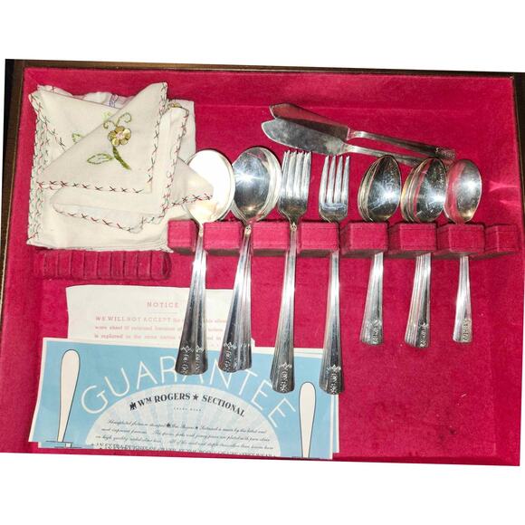 WM Rogers Floral Silverplate Flatware Set, 40+ pc set - Picture 1 of 10